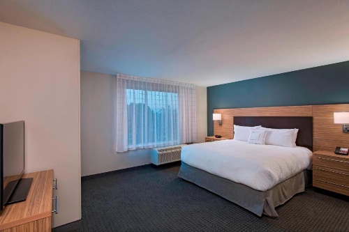 TownePlace Suites by Marriott Lakeland image 6